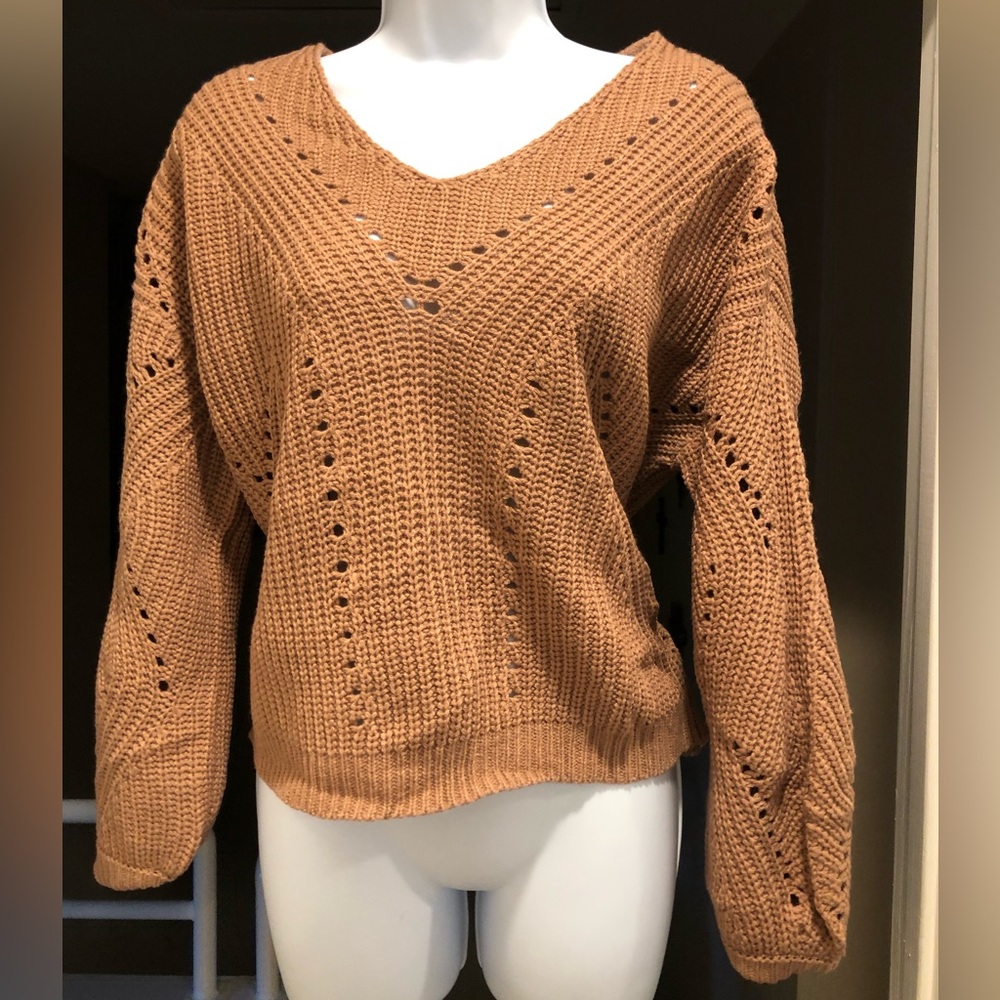 Loose knit sweater by Moon and Madison. ** Brand new - Never been worn **